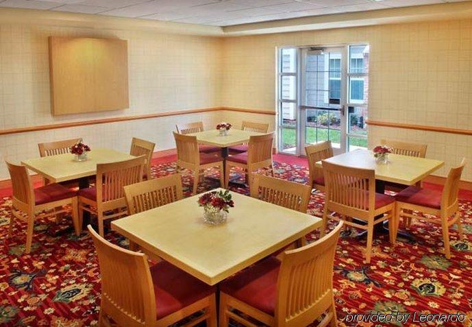 Residence Inn Mt. Laurel At Bishop'S Gate Mount Laurel Restaurant billede