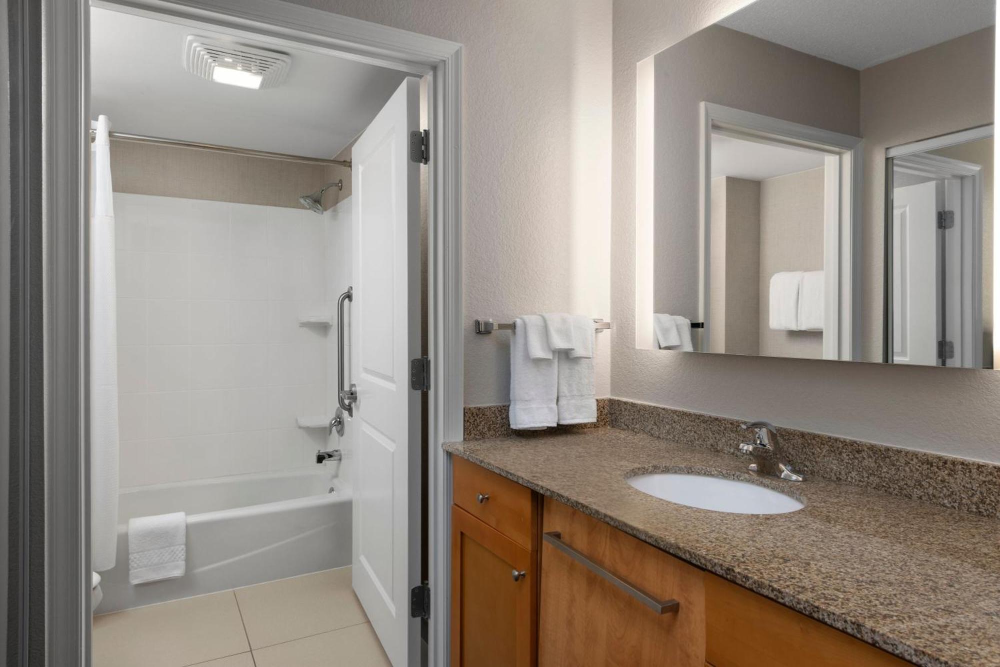 Residence Inn Mt. Laurel At Bishop'S Gate Mount Laurel Eksteriør billede